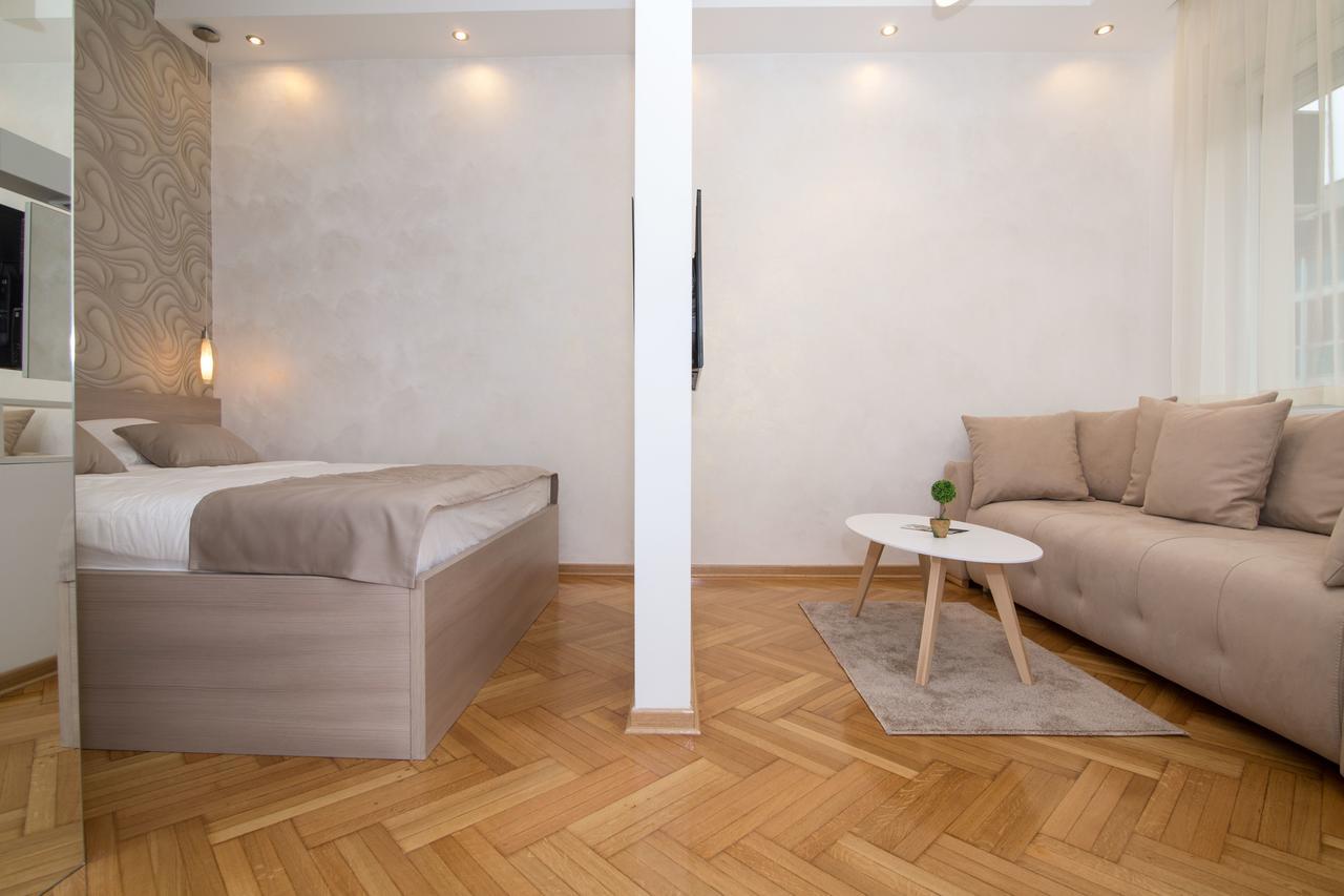 Apartament Royal Park Belgrad Zewnętrze zdjęcie